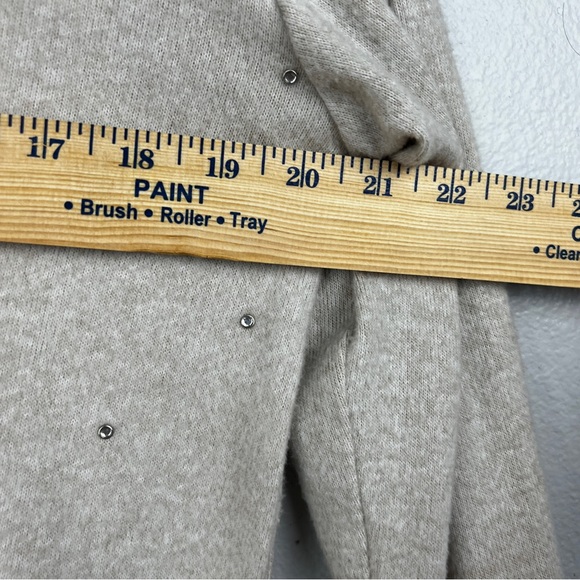 ZARA Gray Rhinestone Embellished Pullover V-neck Light Comfy Sweater - Picture 5 of 6